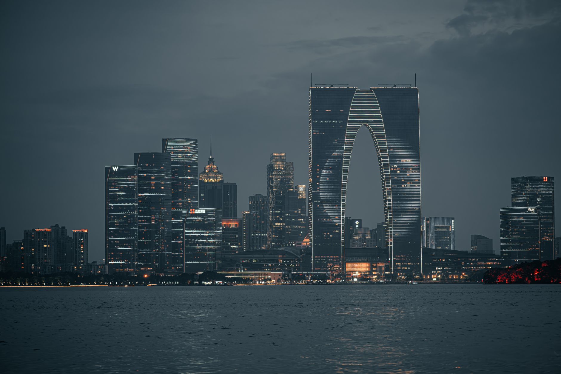 Jinji Lake 金鸡湖